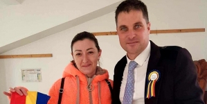 Gest demn de laudă: Câștigătoarea tombolei taxelor și impozitelor locale din Cavnic a donat premiul; Patru persoane cu venituri mici au beneficiat de bani (VIDEO ȘI FOTO)