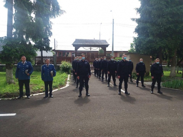 Cei 21 de elevi aflați în practică la IJJ Maramureș au depus jurământul militar