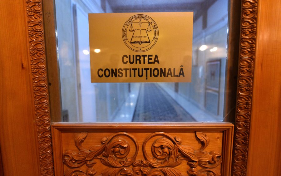 Iohannis, reacție după decizia CEDO: „Credibilitatea CCR e acum şi mai puternic zdruncinată”; „Nu mă îndoiesc că românii vor sancţiona PSD prin vot”