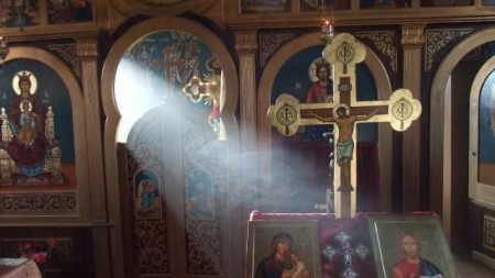 Util pentru maramureșeni: Comunicatul oficial al Bisericii Ortodoxe; Cum se vor desfășura slujbele religioase în perioada stării de alertă