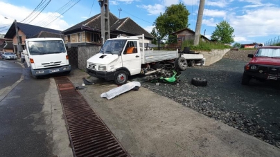 Ucis de viteză: Tânăr decedat în Sighetu Marmației; S-a izbit cu ATV-ul de un autoturism, iar apoi de o autoutilitară (FOTO)
