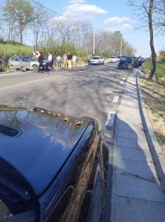 112: Accident cu cinci victime între Tulghieș și Mireș; Un bărbat a ajuns la spital