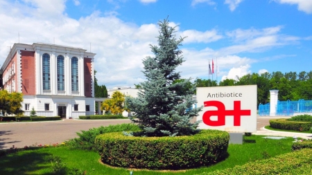 Antibiotice Iași a produs primele două serii de hidroxiclorochină; S-a reluat producția de paracetamol și de algocalmin