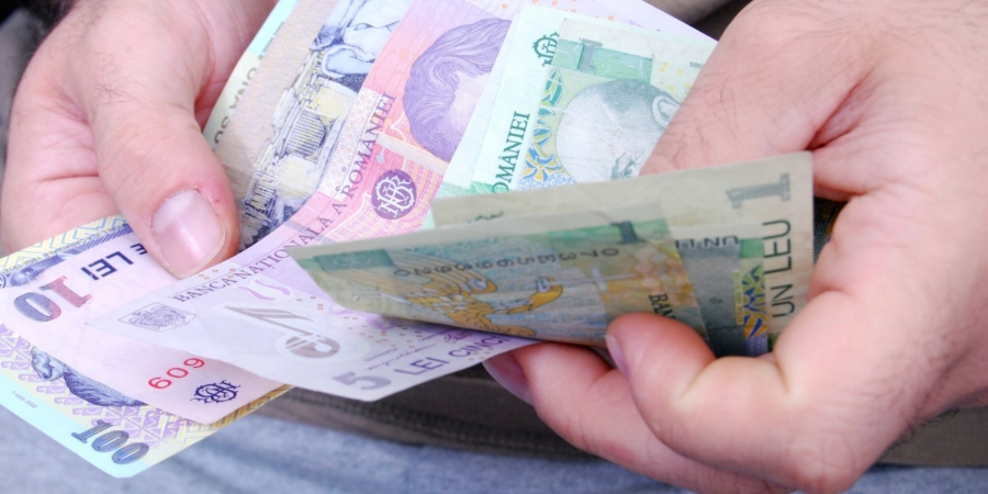 775 de elevi maramureșeni beneficiază în acest an școlar de programul Bani de liceu
