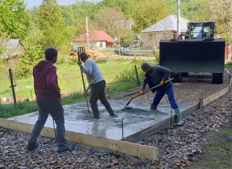 Vești bune: Continuă modernizarea străzilor din Cavnic; Unele dintre ele vor beneficia de reabilitare după mai bine de jumătate de secol (GALERIE FOTO)