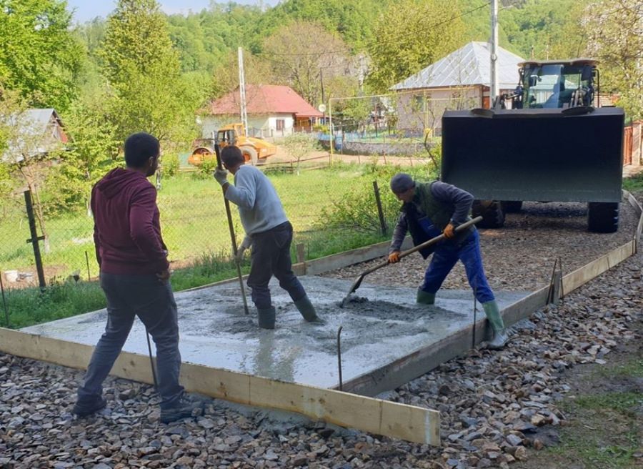 Vești bune: Continuă modernizarea străzilor din Cavnic; Unele dintre ele vor beneficia de reabilitare după mai bine de jumătate de secol (GALERIE FOTO)