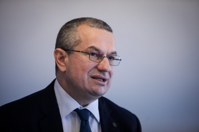 Băimăreanul Csaba Ferenc Asztalos este șeful instituției care l-a sancționat cu 5.000 de lei pe președintele României, Klaus Iohannis