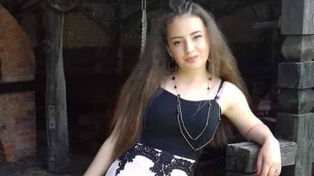 Adolescenta fugită de acasă și iubitul ei au fost găsiți de polițiști; Se ascundeau într-o garsonieră din orașul Borșa