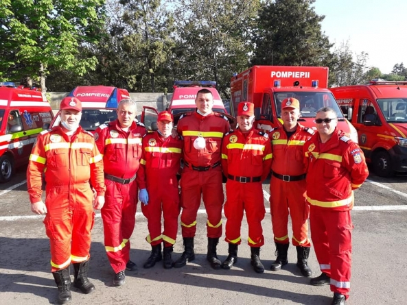 Cei nouă salvatori maramureșeni s-au reîntors cu bine din Suceava (GALERIE FOTO)