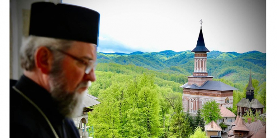 „Gânduri de la Rohia” – o poezie profundă compusă pe Preasfințitul Părinte Iustin în aceste zile