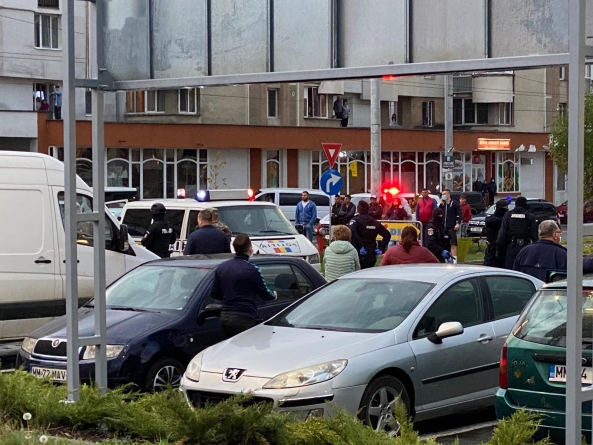 Urmări scandal în Baia Mare: Șapte persoane reținute în urma circului uriaș de la supermarketul din cartierul Vasile Alecsandri