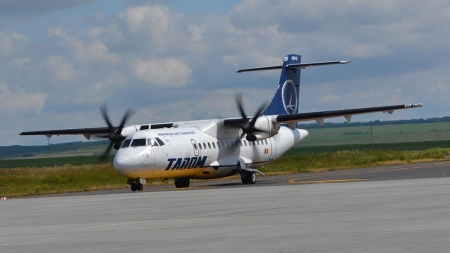 Se pot rezerva deja bilete!: TAROM va relua cursele interne Baia Mare – București și retur, începând cu 22 mai, cel mai probabil