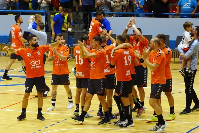 Handbalul masculin pe făraș. Pleacă Plantin și aproape jumătate din echipă. Vine Adi Popovici