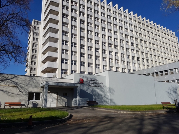 În pandemie: Pacienți din Maramureș, Sălaj și Satu Mare au fost tratați în Laboratorul de Radioterapie al SJUBM
