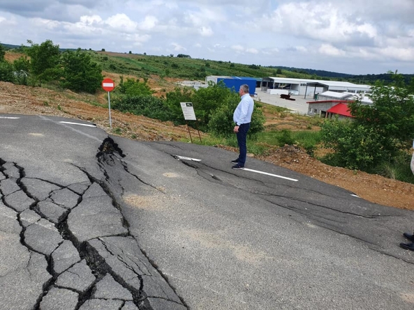 Concluzii ale ANPM: Se va emite notificarea pentru suspendarea autorizațiilor de mediu în cazul gropilor de gunoi de la Groși și Sighet și relocarea deșeurilor (GALERIE FOTO)