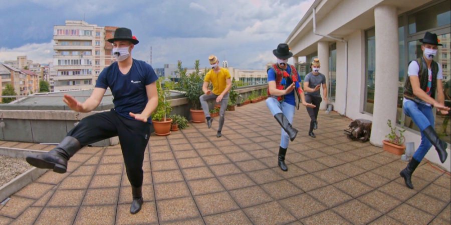 Șase tineri maramureșeni participă la Concursul-festival internațional online ”Dance virus-2020” și au nevoie de voturile dumneavoastră