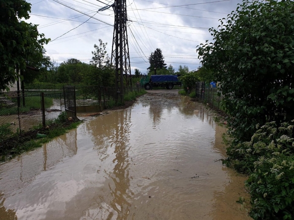 Avertizare hidrologică: Ploile se retrag, pericolul de inundații se mai menține (și) în Maramureș. Coduri portocalii și galbene pe cursurile de apă din județ