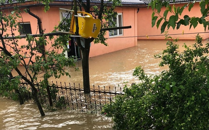 Maramureșul, în zodia ploilor: Codurile portocalii și galbene au fost din nou prelungite. Se mențin vremea capricioasă și pericolul de inundații