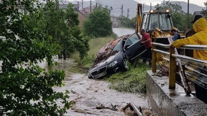 Vremea rea face pagube semnificative în Maramureș: Ce au mai distrus ploile torențiale în ultimele 24 de ore (VIDEO ȘI GALERIE FOTO)