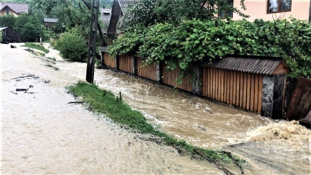 Atenționarea hidrologică în vigoare acum în Maramureș! Cât ține codul galben în țara noastră!