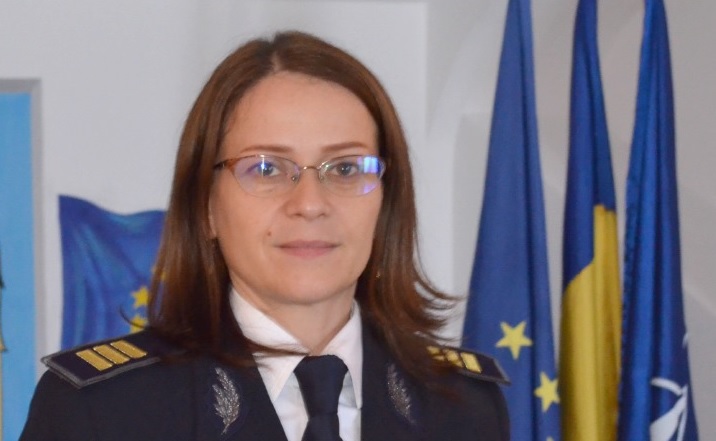 Cei mai buni comunicatori ai MAI: Iulia Stan, purtătorul de cuvânt al ITPF Sighetu Marmației, premiată de conducerea ministerului