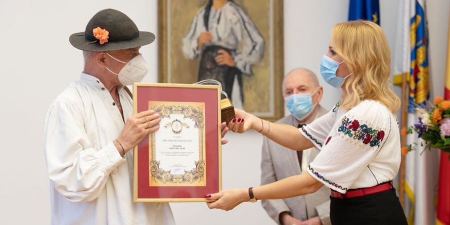 Merite recunoscute: Grigore Leșe a primit din partea Primăriei Capitalei o Diplomă de Excelență (FOTO)