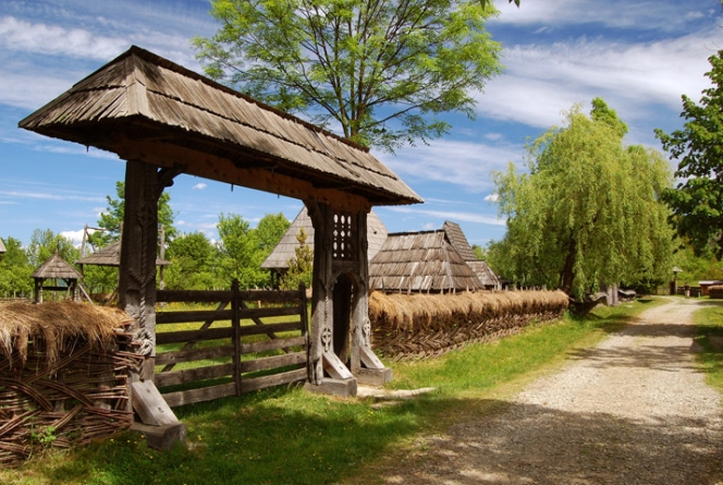 Proiectul cultural-educativ „Din istoria Maramureşului” va avea ca finalitate lansarea unui manual de istorie a Maramureșului, care urmează să fie studiat în școli