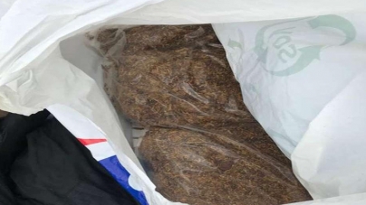 Șase kilograme de tutun găsite în mașina unui băimărean