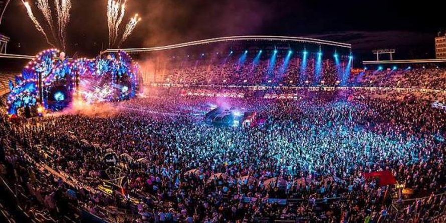 Elevii care iau 10 la bac pot intra gratuit la festivalurile Untold și Neversea