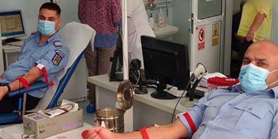 Jandarmii maramureșeni au donat sânge