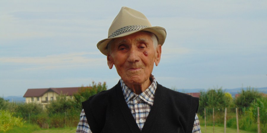 Viață lungă: Gheorghe Ionuţi din Fărcaşa împlinește azi 102 ani
