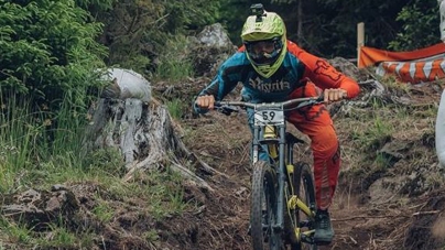 Medalie de aur pentru Vlad Buzașu la Campionatul Național de Downhill