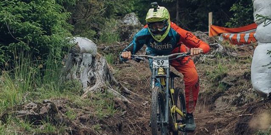 Medalie de aur pentru Vlad Buzașu la Campionatul Național de Downhill