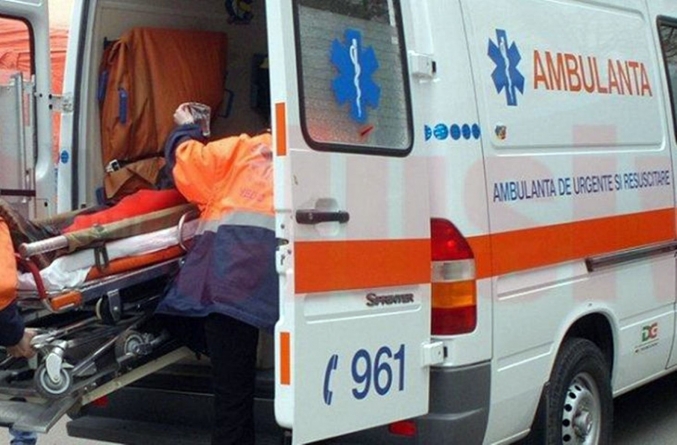 Accident în Borșa: Două mașini s-au ciocnit pe strada Repezii; a rezultat o victimă