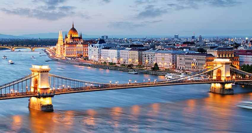 Românii care merg în Ungaria trebuie să intre în carantină. Anunțul guvernului de la Budapesta