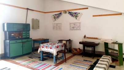 La Centrul Cultural și Sportiv „Pintea Viteazul” Cavnic, expoziție de obiecte tradiționale vechi și artă meșteșugărească