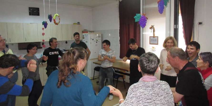 Terapie prin dans la Asociația Esperando