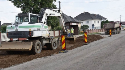 Promisiuni: Anul acesta se va turna asfalt pe jumătate din Drumul Nordului, în Maramureș