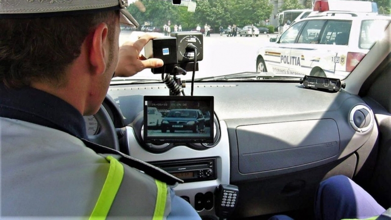 Circulaţi cu viteză legală: Peste 100 de sancţiuni aplicate în acest weekend de poliţişti