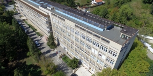 Lupta anti-COVID-19 intră într-o nouă fază: Angajații Spitalului de Pneumoftiziologie din Baia Mare, primii vaccinați în Maramureș, din tranșa „simbolică”