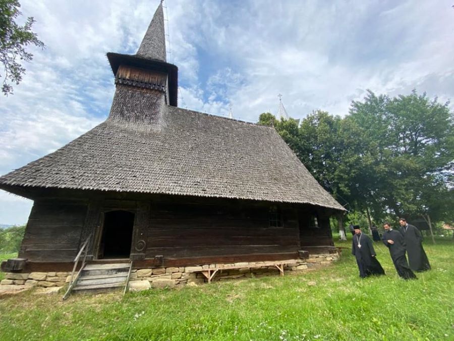 Vizite pastorale făcute de PS Timotei Sătmăreanul în Protopopiatele Chioar și Carei (GALERIE FOTO)