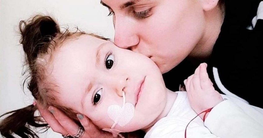 În Baia Mare: Târg caritabil pentru Alessia, o fetiță diagnosticată cu Amiotrofie Spinală Musculară tip 1