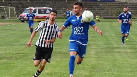 Fotbal. Baia Mare a surclasat în mod clar Satu Mare. Șomcuta a pierdut la scor. Recea nu a jucat