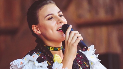 Maramureșeanca Bianca Botișan, premiul I la Festivalul Concurs Național „Din Comoara Satului” (FOTO ȘI VIDEO)