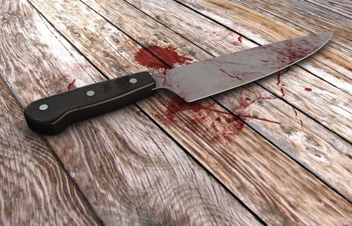 Caz de cruzime maximă: Un tânăr de 19 ani a înjunghiat vânzătoarea unui magazin din Lăpușul Românesc. E cercetat acum pentru tentativă la omor