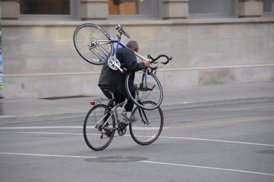 Se poartă vara: Bicicletele „le fac cu ochiul” infractorilor în Maramureș, în sezonul estival. Ce a pățit unul dintre ei