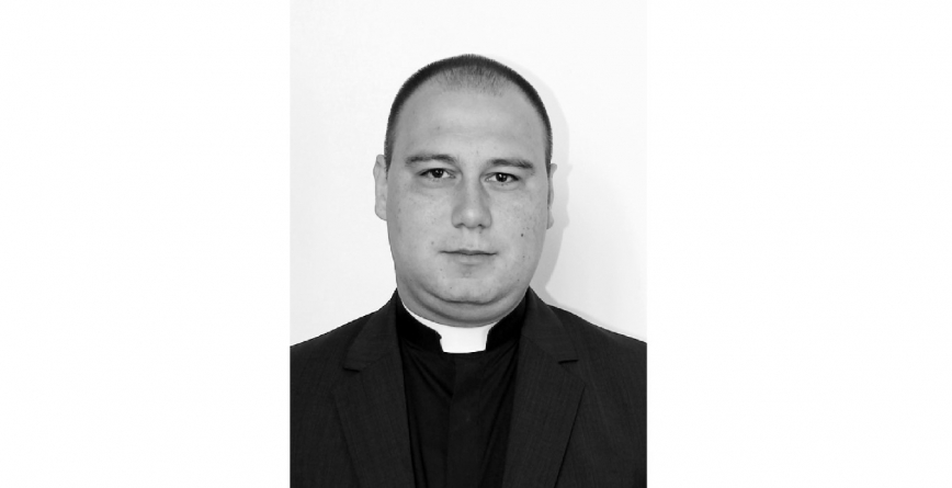 Comunitate în doliu: Rămășițele pământești ale preotului romano-catolic din Seini, decedat la nici 35 de ani, vor fi depuse luni în lăcașul de cult