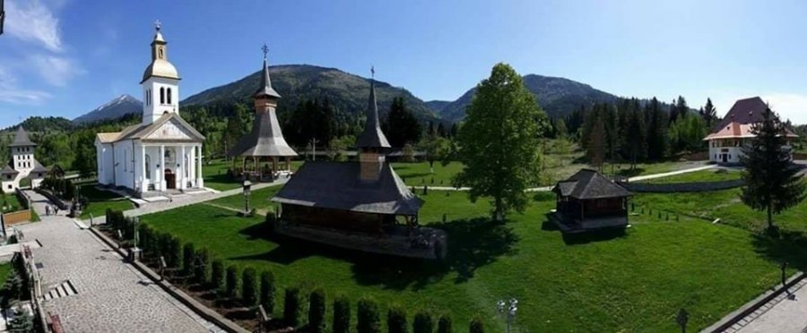 Grupul vocal al tinerilor din cadrul Mănăstirii Moisei caută copii și tineri care să li se alăture