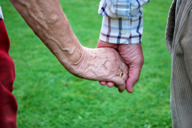 Nunta de aur: Patru cupluri din comuna Fărcașa celebrează 50 de ani de căsătorie (FOTO)