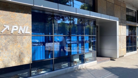 Sediul PNL Baia Mare este din nou deschis pentru susținători